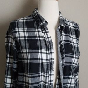EUC Aerie plaid sleep shirt Sz M